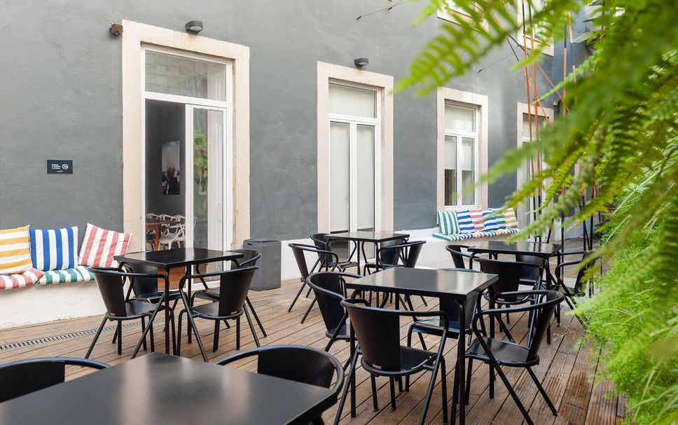 Patio Gambar