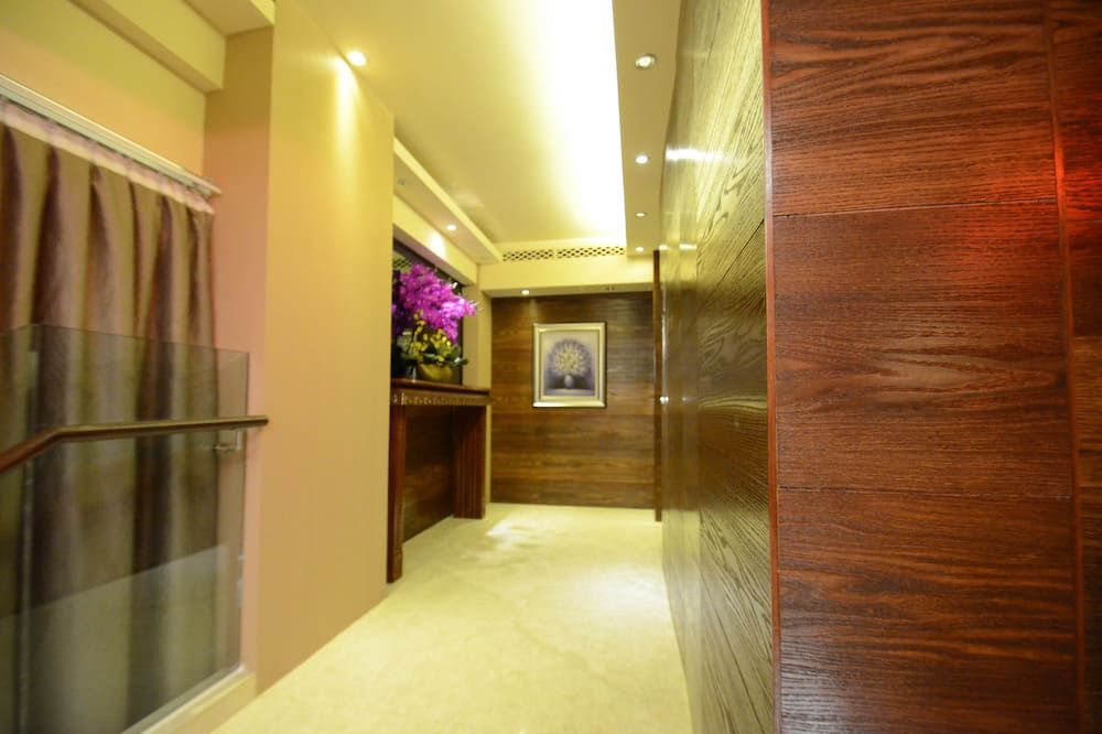hallway Gambar