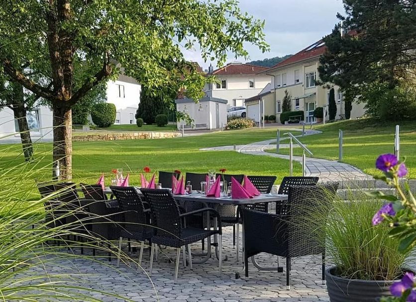Patio Gambar