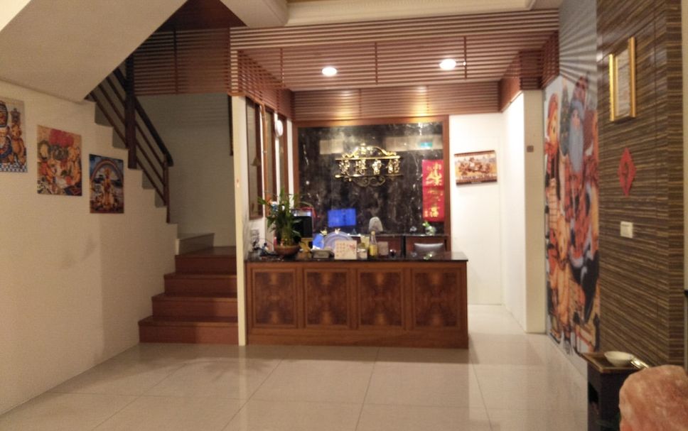 Meja Penyambut Tetamu Gambar