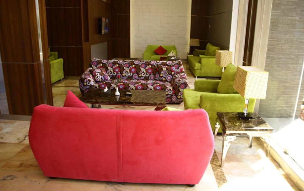 Balai Menunggu Gambar