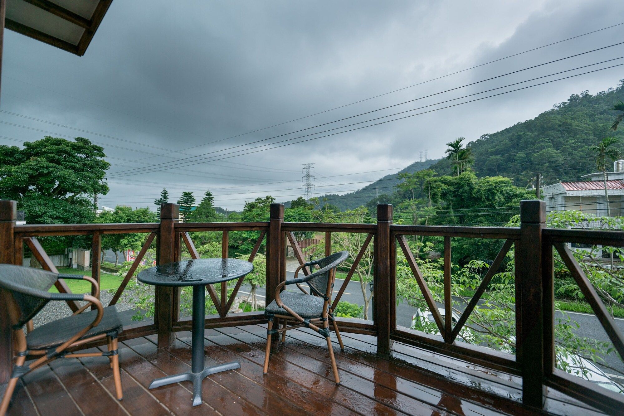 Balkoni Gambar
