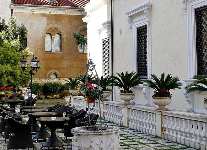 Patio Gambar