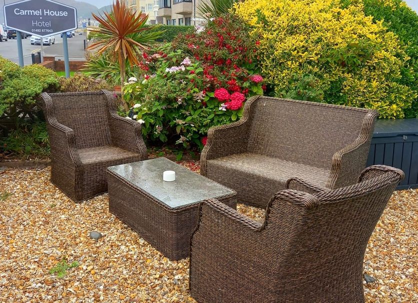Patio Gambar