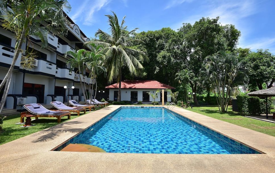 Kolam renang Gambar