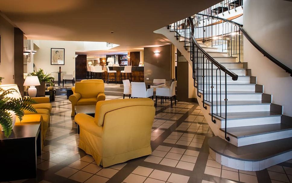 Balai Menunggu Gambar