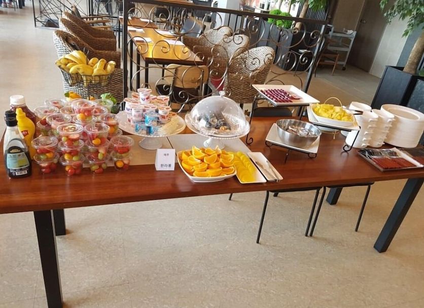 Buffet Gambar