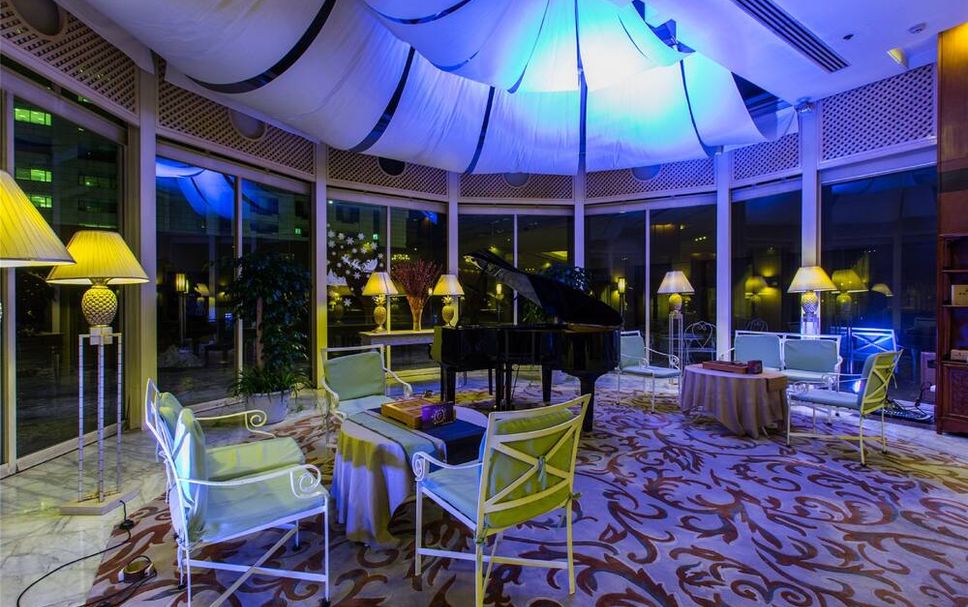 Patio Gambar