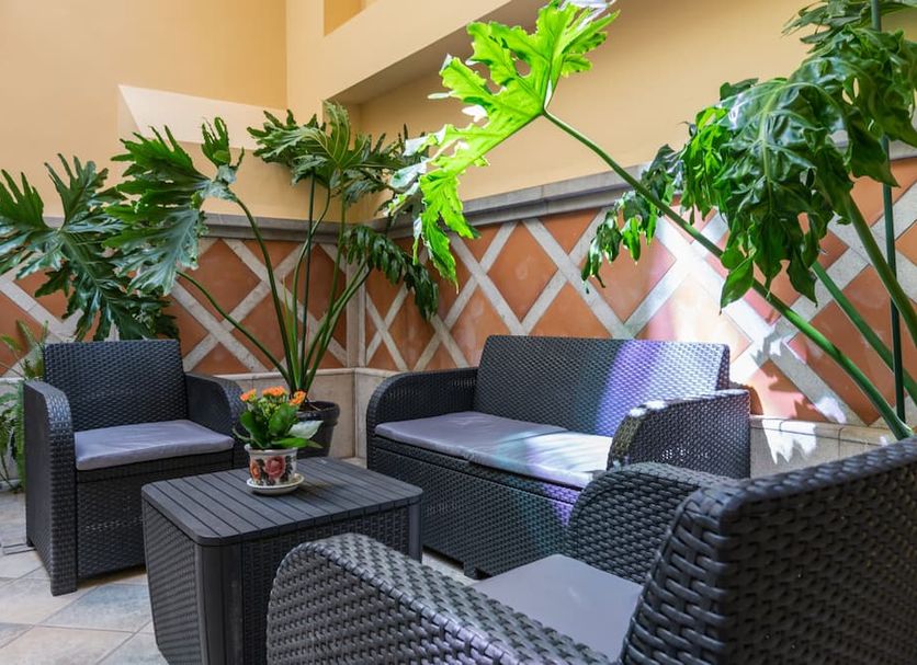 Patio Gambar