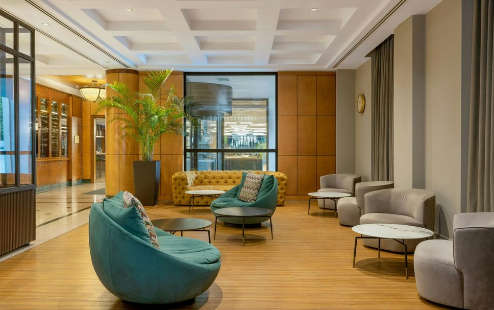 Balai Menunggu Gambar