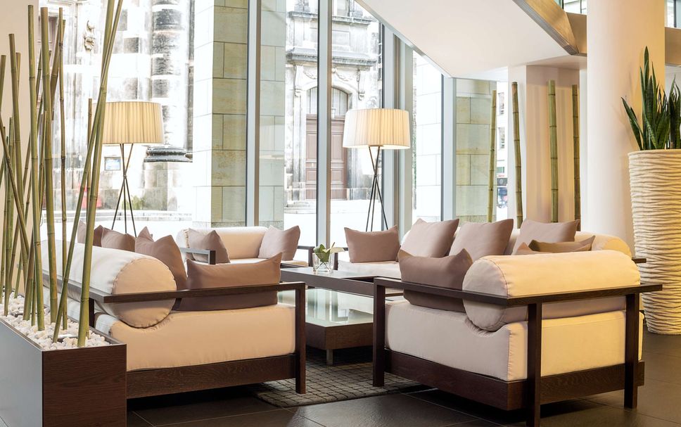 Balai Menunggu Gambar