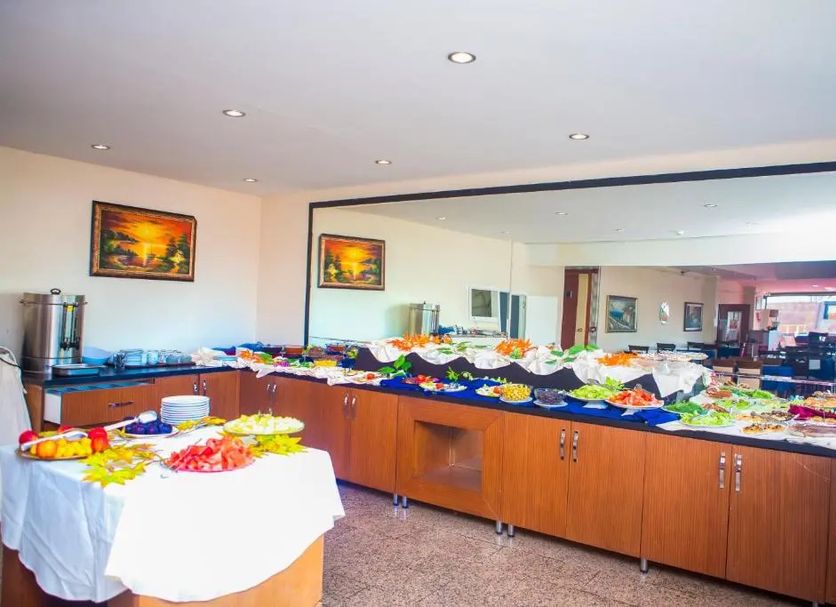 Buffet Gambar