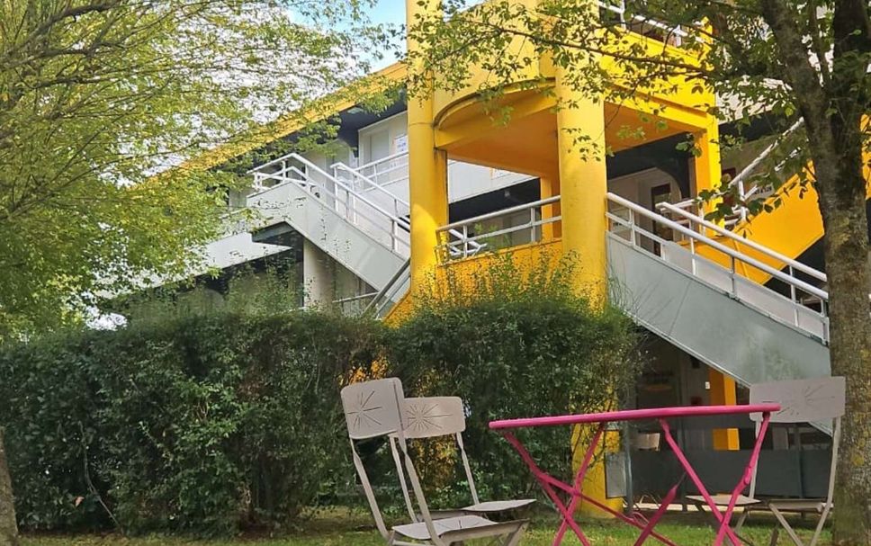Patio Gambar