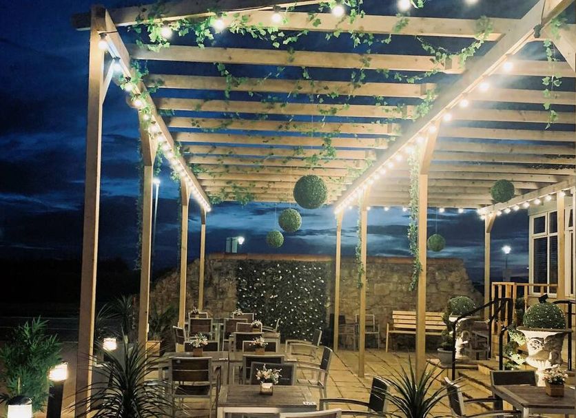 Patio Gambar