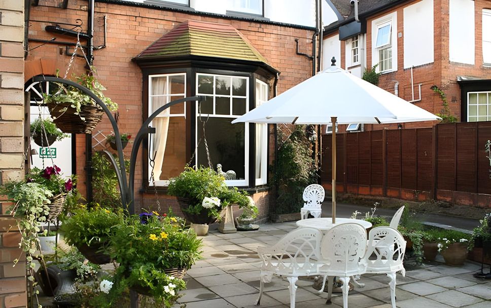 Patio Gambar