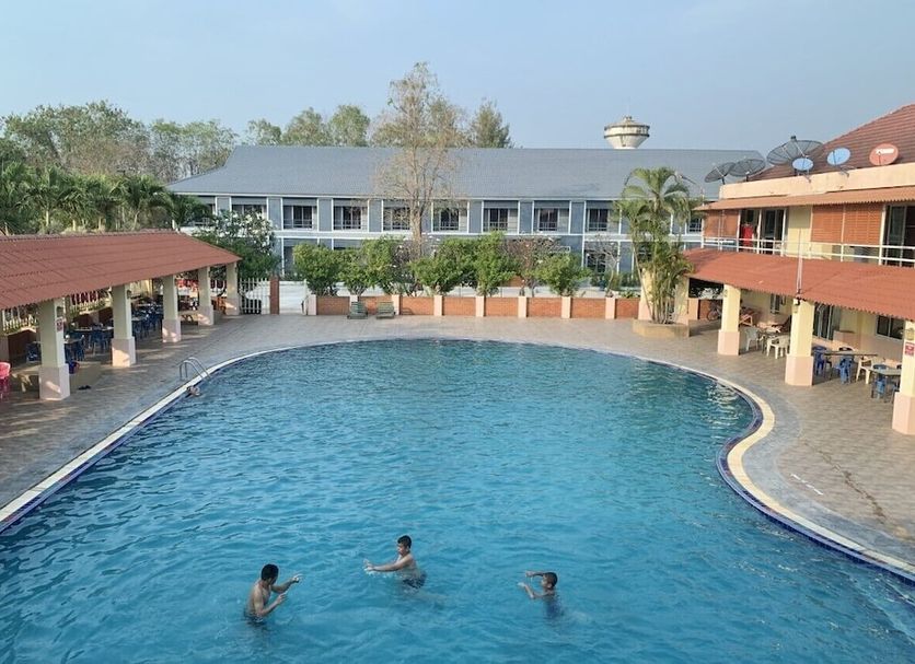Kolam renang Gambar
