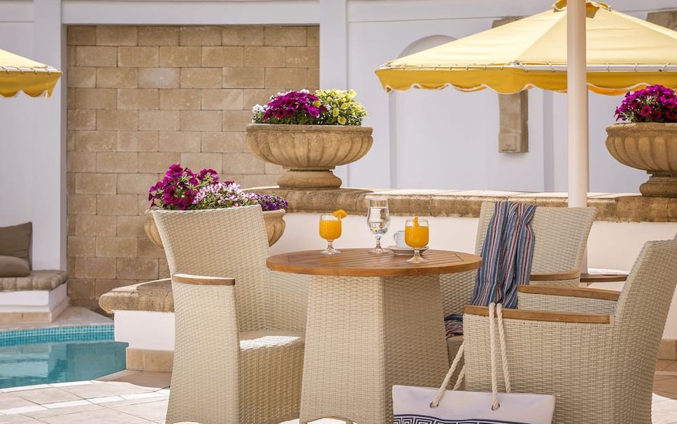 Patio Gambar