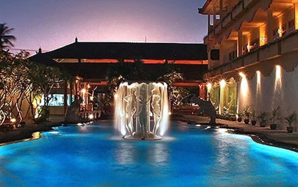 Kolam renang Gambar