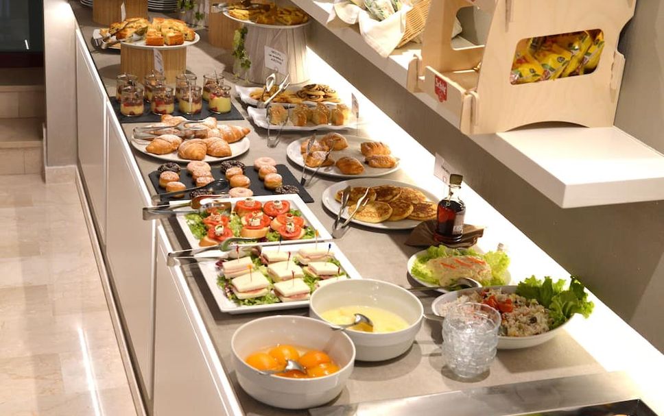 Buffet Gambar