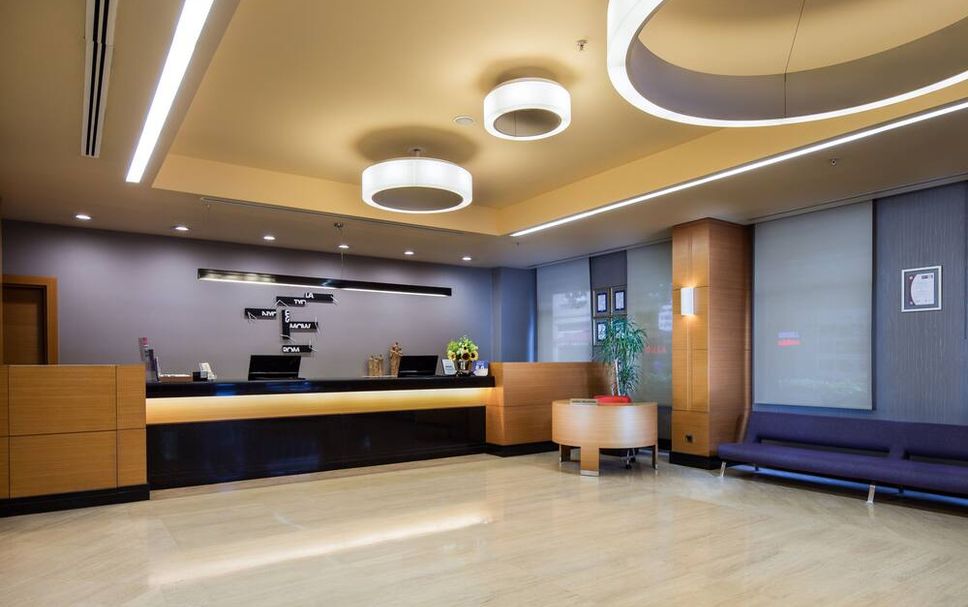 Meja Penyambut Tetamu Gambar