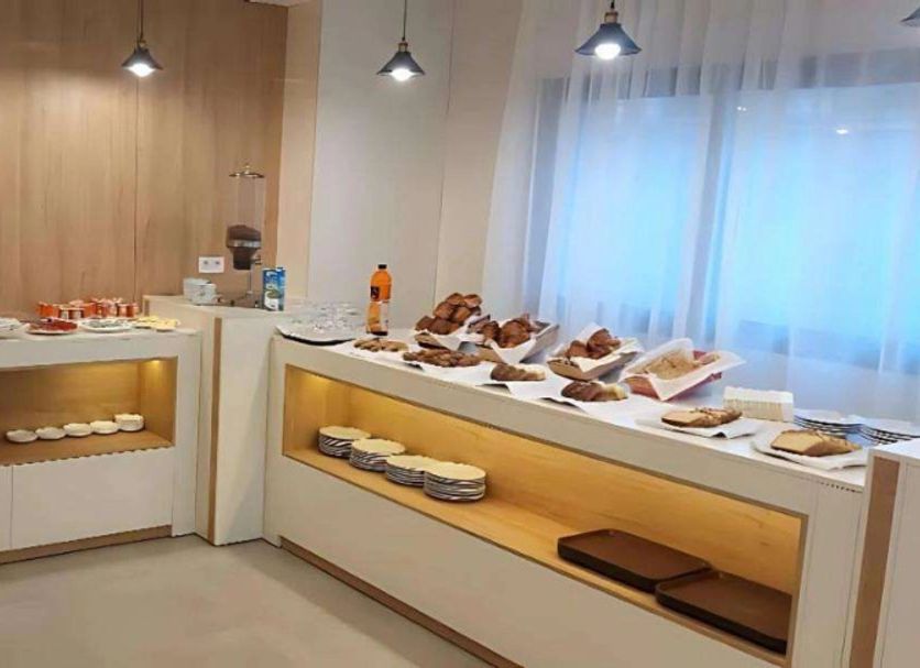 Buffet Gambar