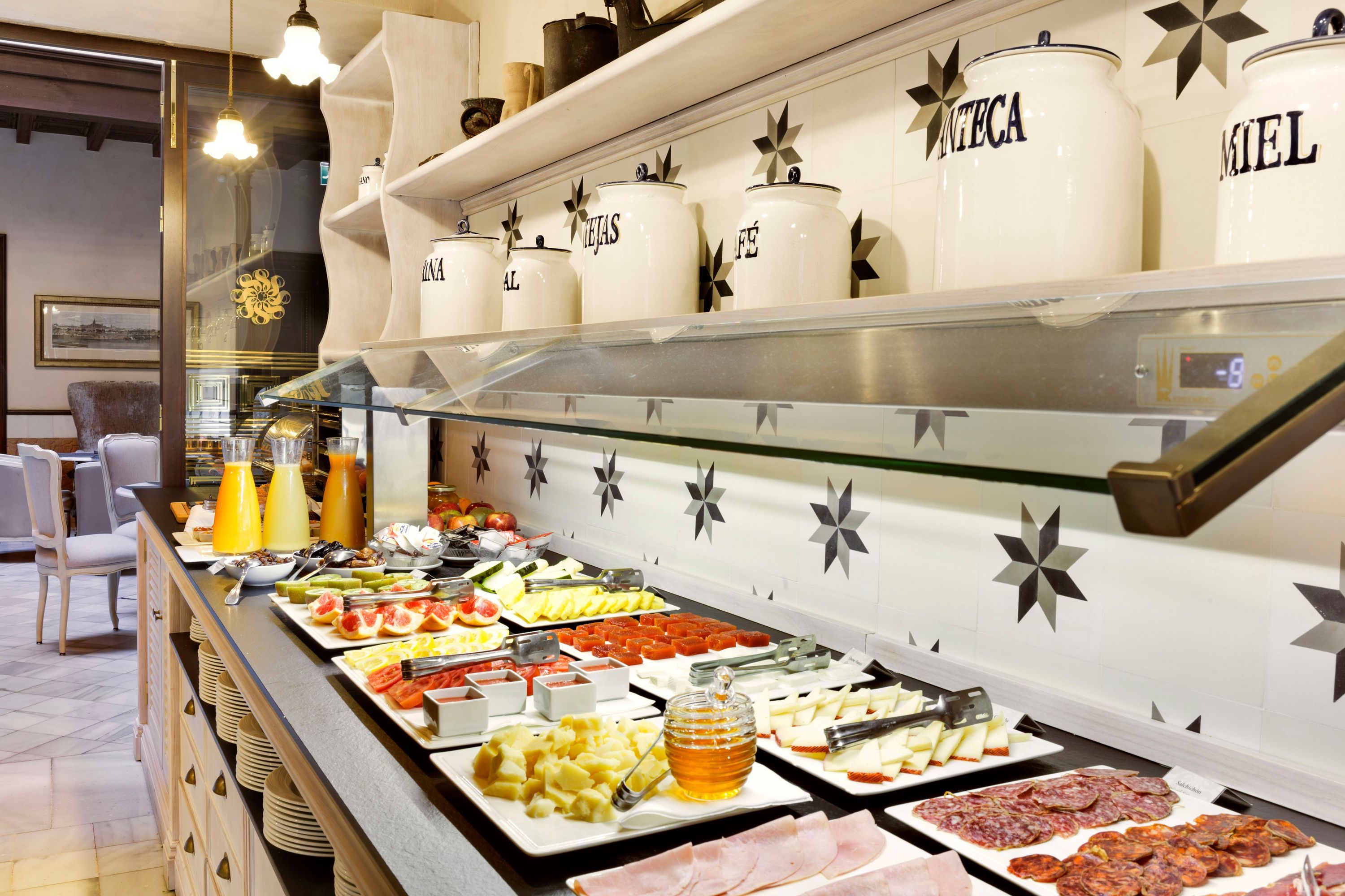Buffet Gambar
