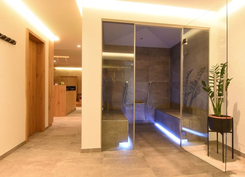 hallway Gambar