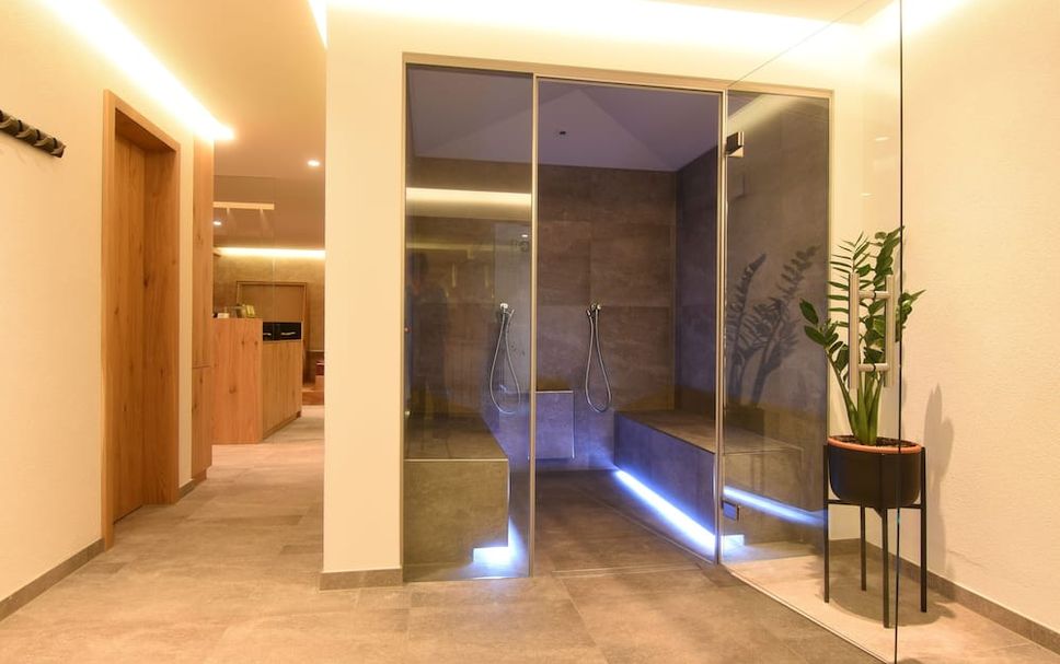 hallway Gambar