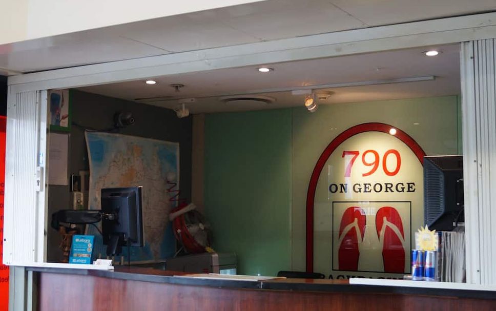 Meja Penyambut Tetamu Gambar