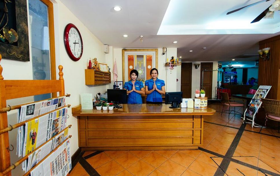 Meja Penyambut Tetamu Gambar