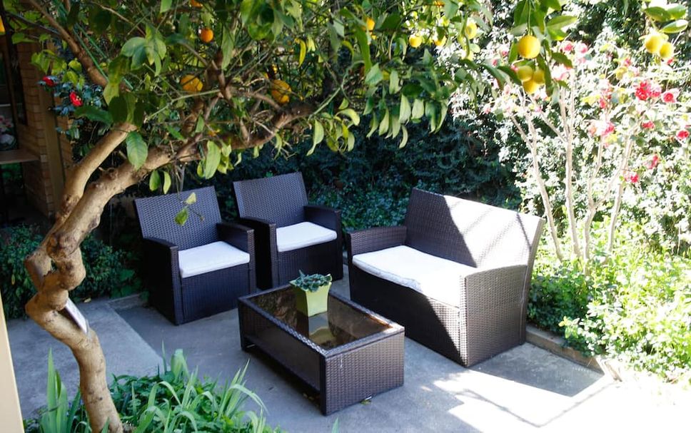 Patio Gambar