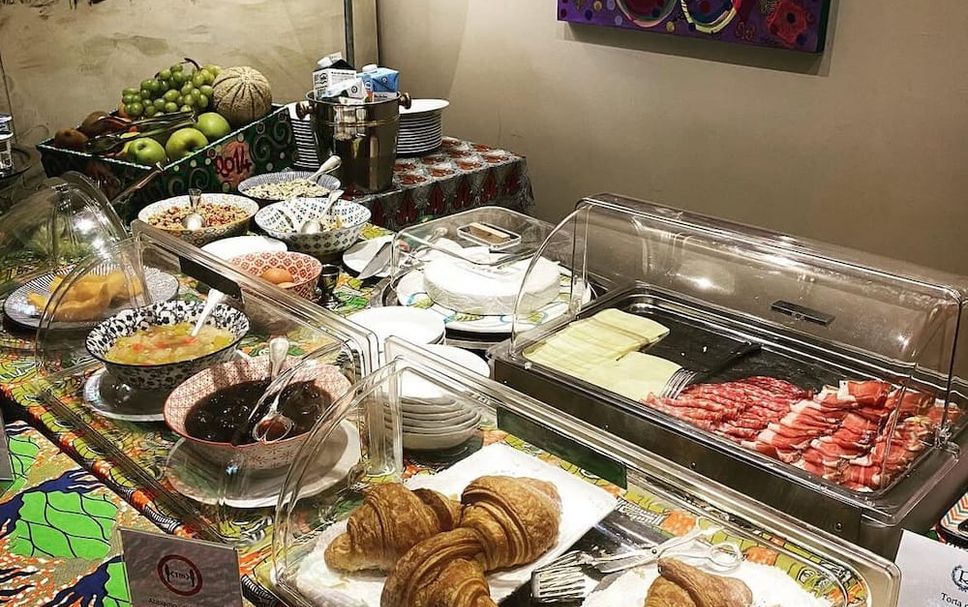 Buffet Gambar