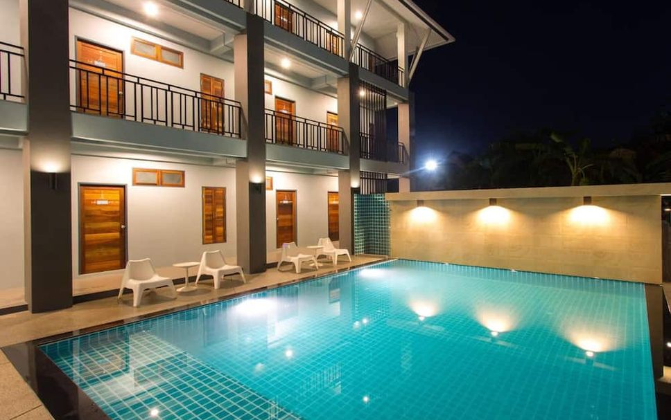 Kolam renang Gambar
