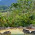 Pemandangan luar