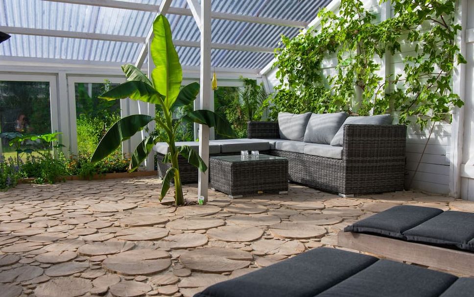 Patio Gambar