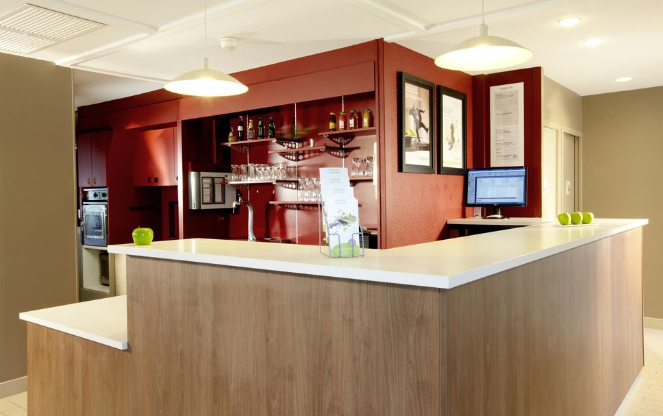 Meja Penyambut Tetamu Gambar