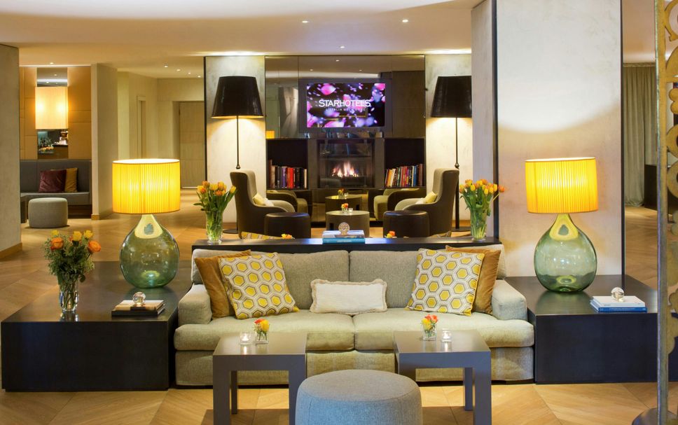 Balai Menunggu Gambar