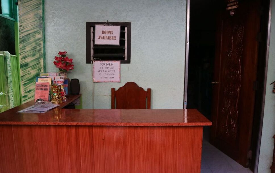 Meja Penyambut Tetamu Gambar