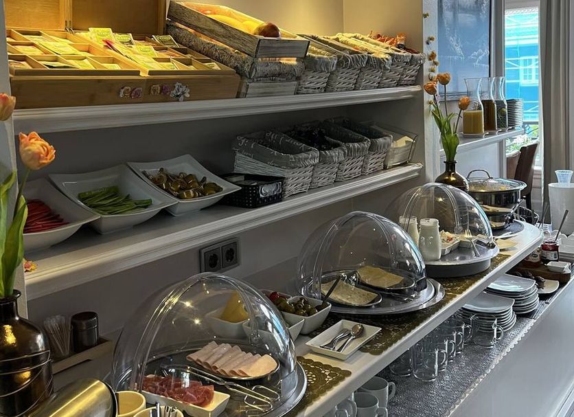 Buffet Gambar