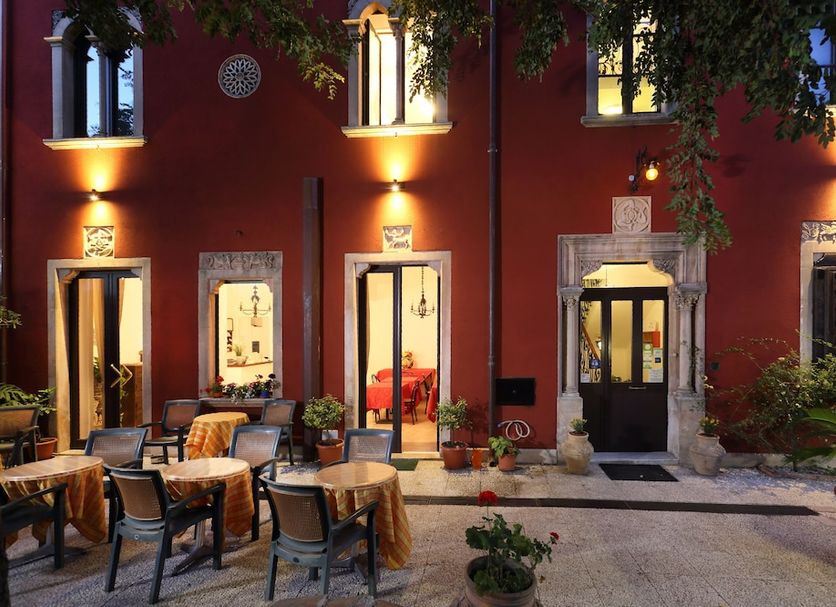 Patio Gambar