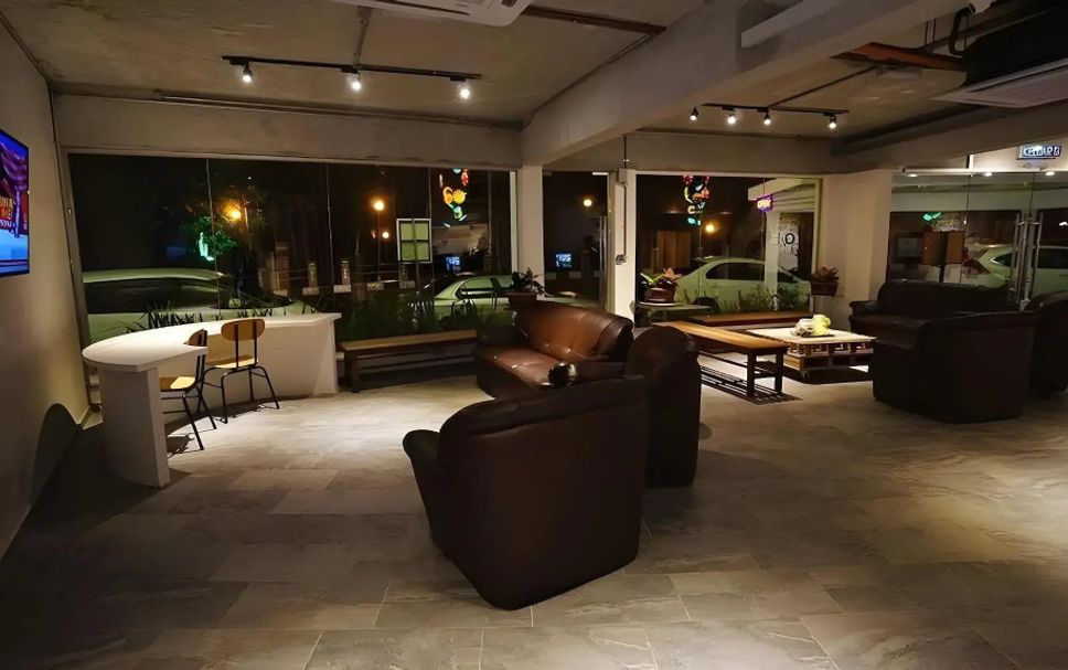 Balai Menunggu Gambar