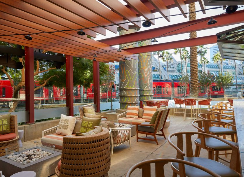 Patio Gambar