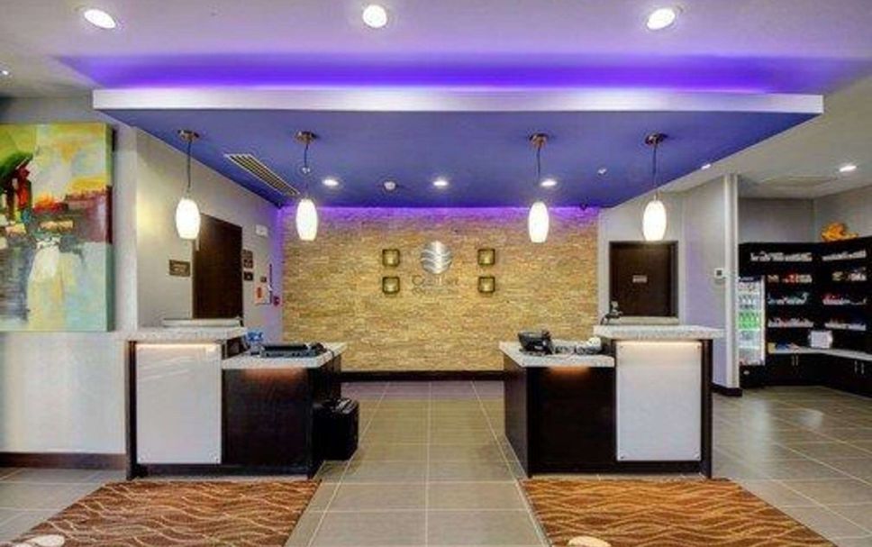 Meja Penyambut Tetamu Gambar