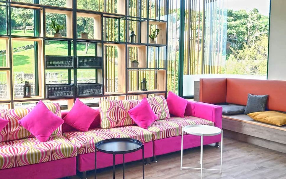 Balai Menunggu Gambar