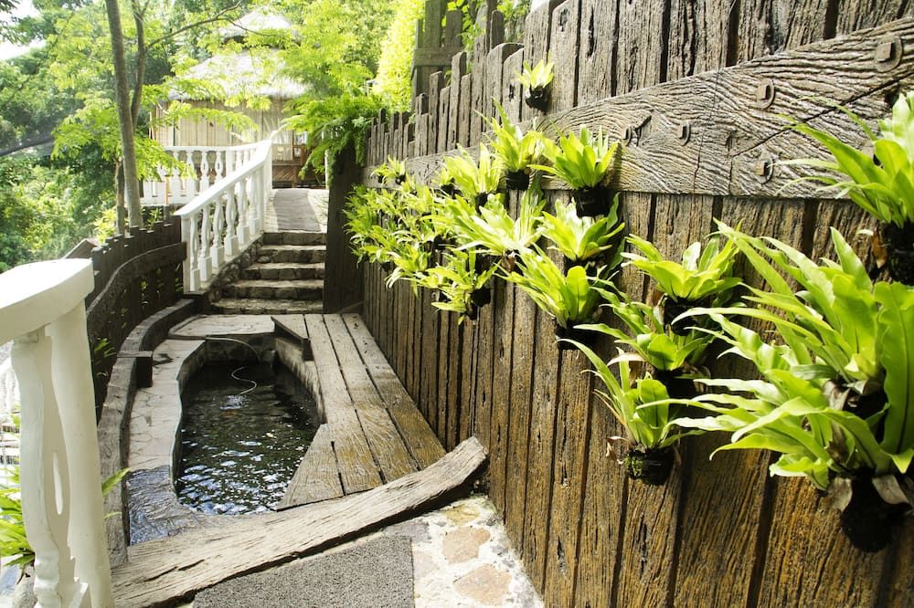 Pemandangan luar