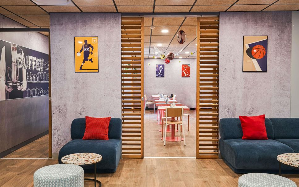 Balai Menunggu Gambar