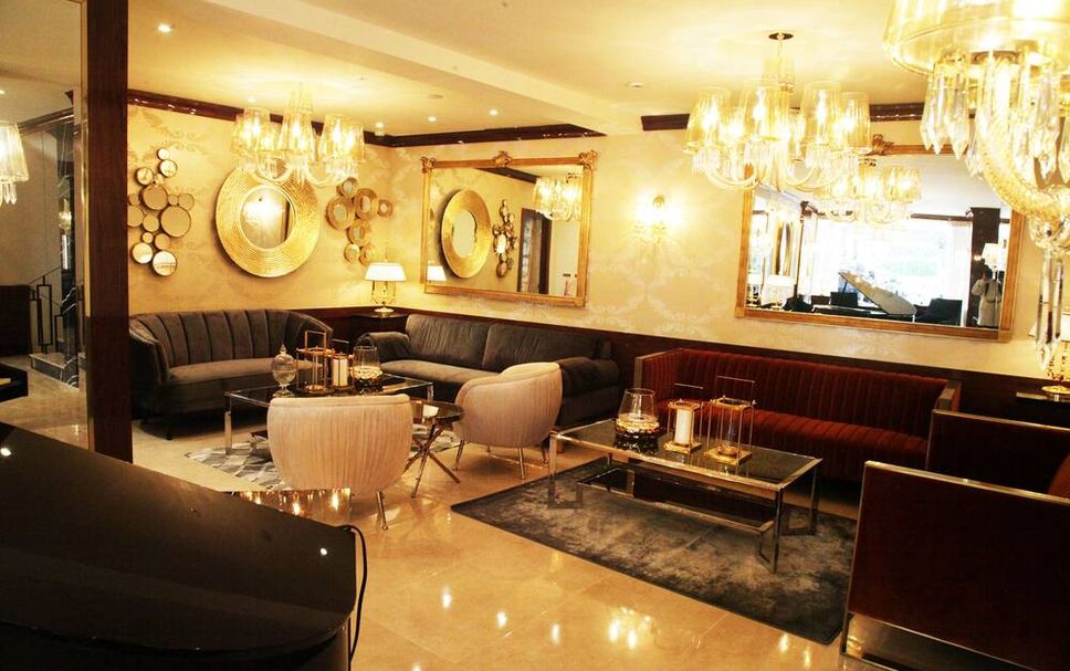 Balai Menunggu Gambar