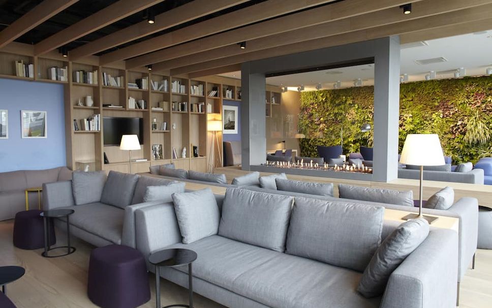 Balai Menunggu Gambar