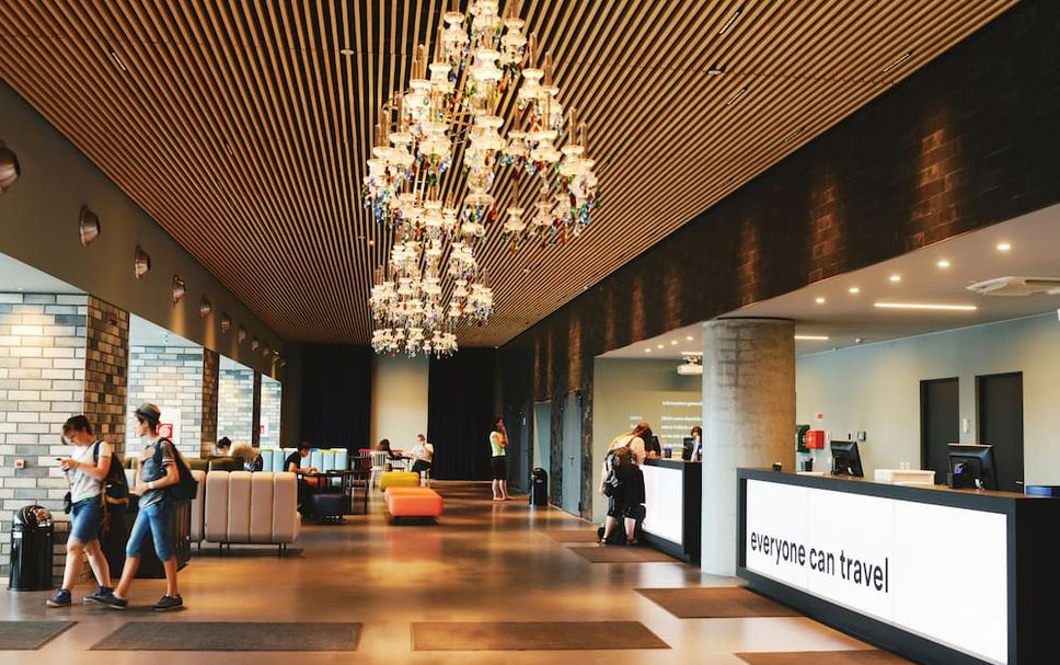 Meja Penyambut Tetamu Gambar