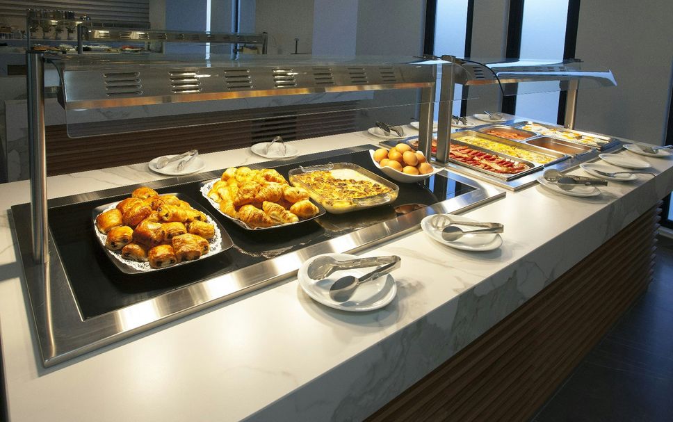 Buffet Gambar